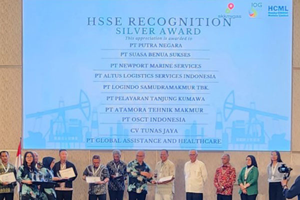 Pemberian-HSSE-Recognition-Awards-dari-HCML-Tahun-2023-1